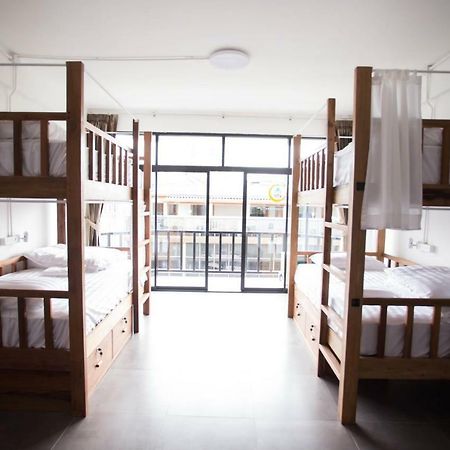 Yha Thapae Station Hostel Chiang Mai Ngoại thất bức ảnh